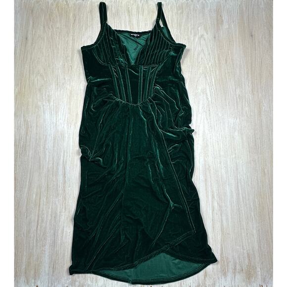 PrettyLittleThing Green Velvet Emerald Green Velvet Corset Bodycon Dress 16 - Picture 1 of 13